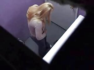 Jeux lesbiens en mer ...