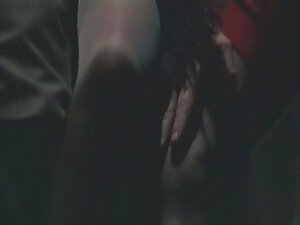 Penché en levrette b ...